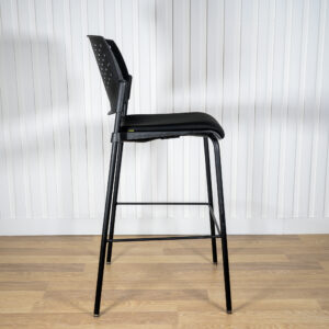 Chaise haute ADI usagée – noire, style bistro