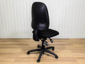Chaise ergonomique Global noire sans accoudoirs