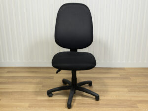Chaise ergonomique Global noire sans accoudoirs